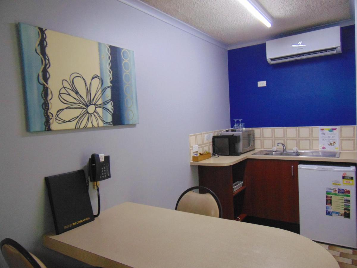 Rockhampton Court Motor Inn Kültér fotó