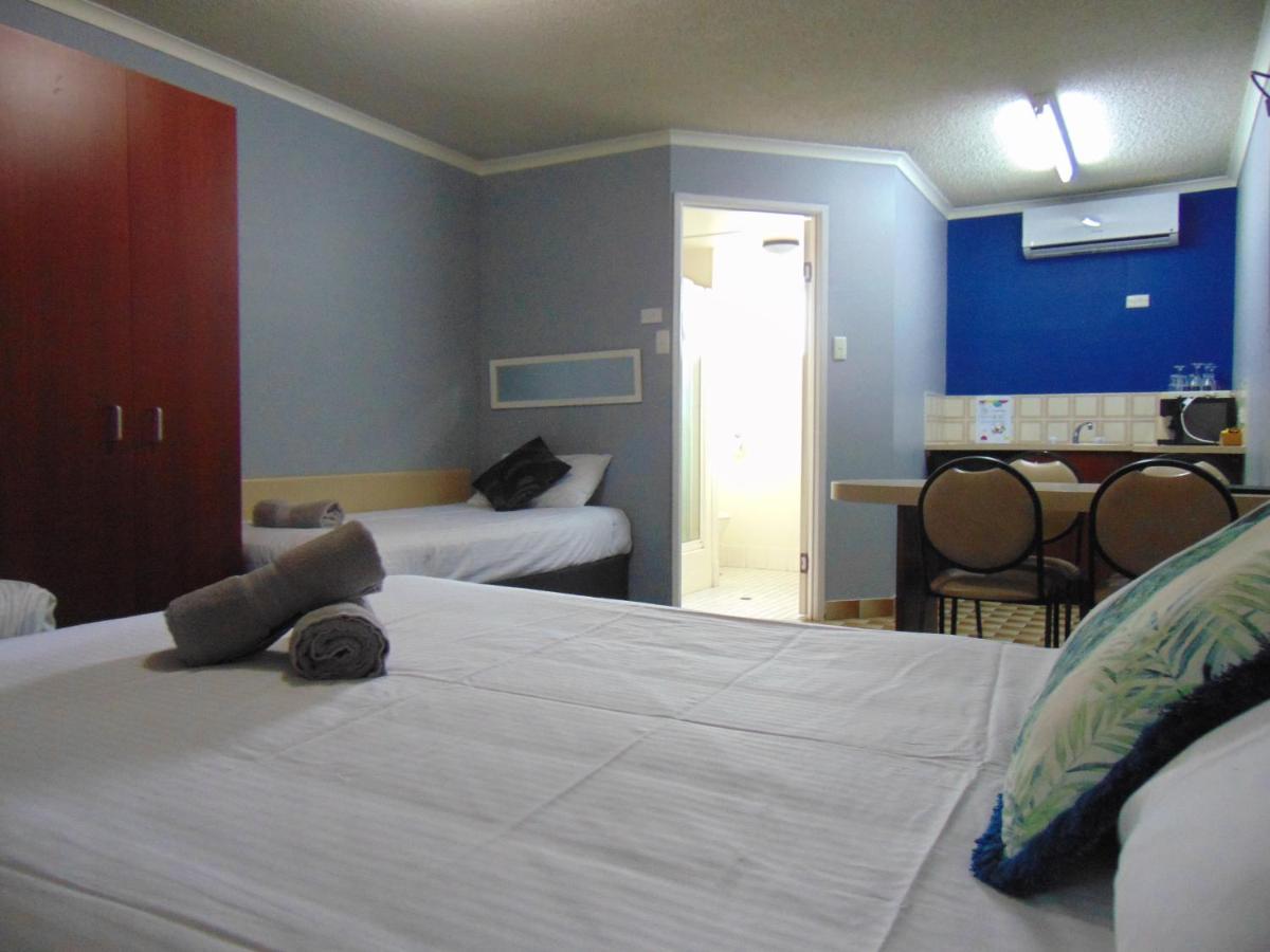 Rockhampton Court Motor Inn Kültér fotó